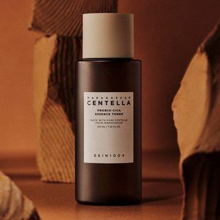 Тонер-есенція з центелою та пробіотиками SKIN1004 Madagascar Centella Probio-Cica Essense Toner