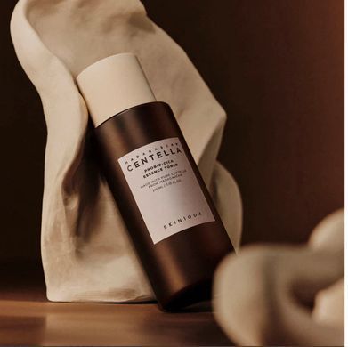 Тонер-есенція з центелою та пробіотиками SKIN1004 Madagascar Centella Probio-Cica Essense Toner