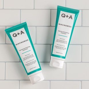 Очищувальний засіб для обличчя Q+A Niacinamide Gentle Exfoliating Cleanser