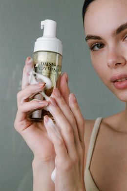 Делікатна пінка для інтимної гігієни CU SKIN Dr.Solution Daisy Lady Wash