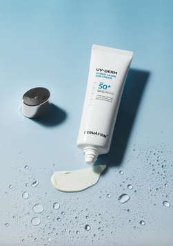Зволожуючий сонцезахисний крем DermAfirm UV-Derm Hydro Layer Sun-cream SPF 50+