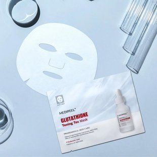 Антиоксидантна тканинна маска з глутатіоном та вітамінами Medi Peel Bio-Intense Glutathione White Ampoule Mask