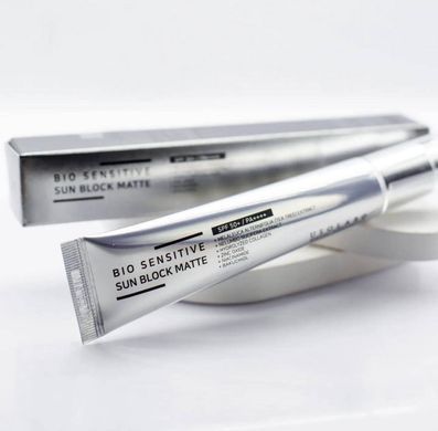 Матуючий сонцезахист USOLAB Bio Sensitive Sun Block Matte SPF50