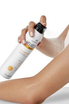 Сонцезахисний спрей невидимка з SPF 50+ Cantabria Labs Heliocare 360 ​​Invisible Spray SPF 50+