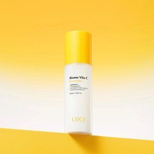 Освітлювальна спрей-сироватка UIQ Biome Vita C Serum Mist