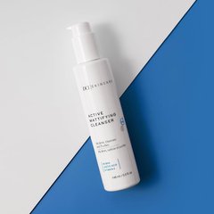 Очищуючий матуючий гель з саліциловою кислотою 2% DCL Active Mattifying Cleanser