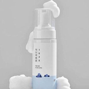 Очищуюча пінка для проблемної шкіри ROUND LAB 1025 Dokdo Bubble foam