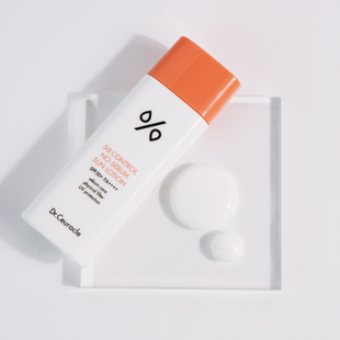 Себорегулюючий сонцезахисний лосьйон "5-альфа контроль" SPF 50+ Dr.Ceuracle 5&alpha; Control No Sebum Sun Lotion