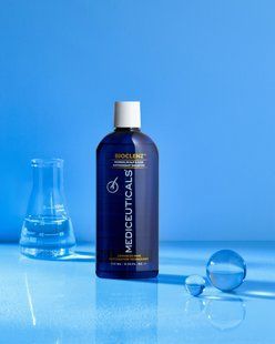 Шампунь Mediceuticals Bioclenz&trade; проти випадіння волосся у чоловіків (для нормальної / схильної до жирності шкіри голови)