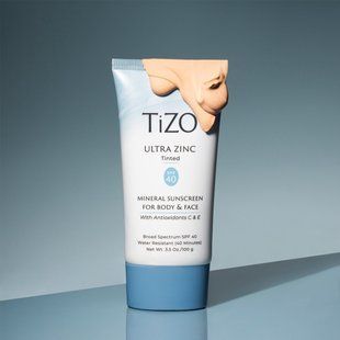 Крем мінеральний сонцезахисний для обличчя та тіла з відтінком TiZO Ultra Zinc Body & Face Tinted SPF 40