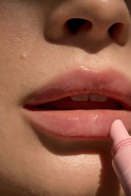 Блиск для губ Рожевий Lipss.care Lipper ROSE