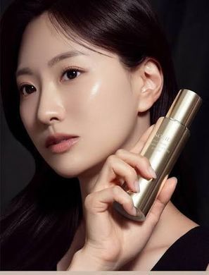 Ліфтингова та освітлююча сироватка Koy Solid Platinum Retinolic Lifting Serum