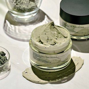 Маска для обличчя з білою глиною, яка зменшує секрецію себума і глибоко очищує пори Pyunkang Yul Calming Pore Clear Wash Off Pack