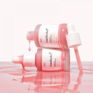Відновлювальна сироватка з полінуклеотидами та пептидами Medicube PDRN Pink Peptide Serum